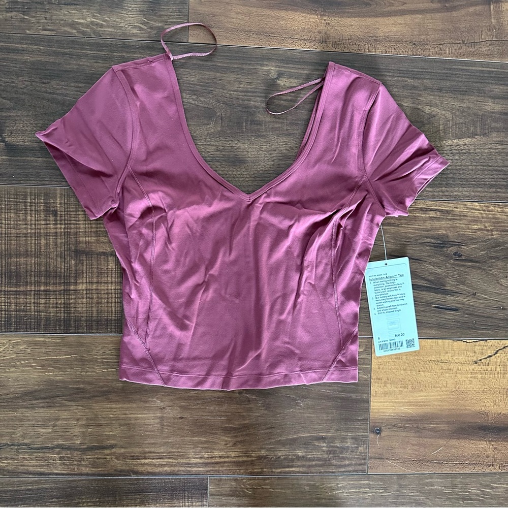 NWT Lululemon Align T-shirt, size 6